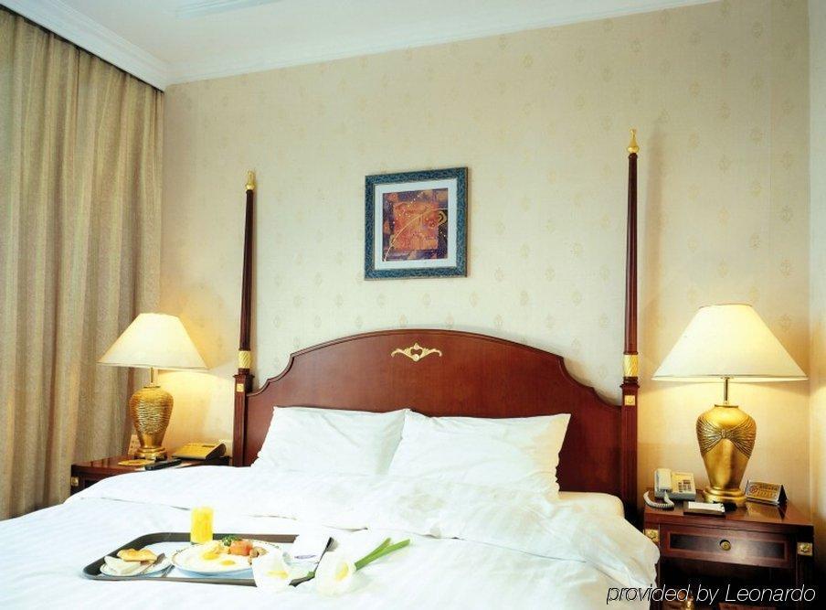 Plaza Hotel Peking  Kamer foto