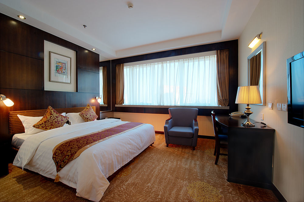 Plaza Hotel Peking  Buitenkant foto